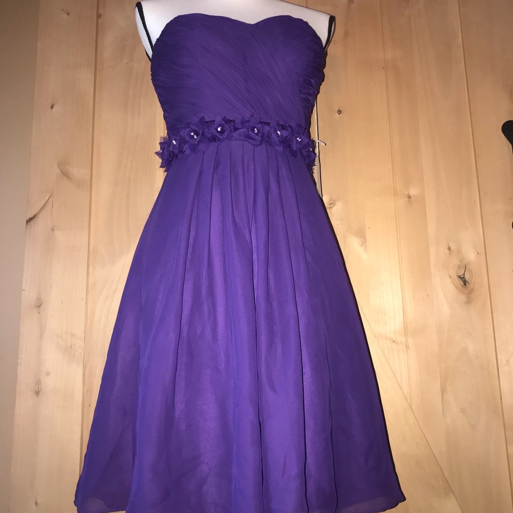 Deep Plum Strapless Formal Dress